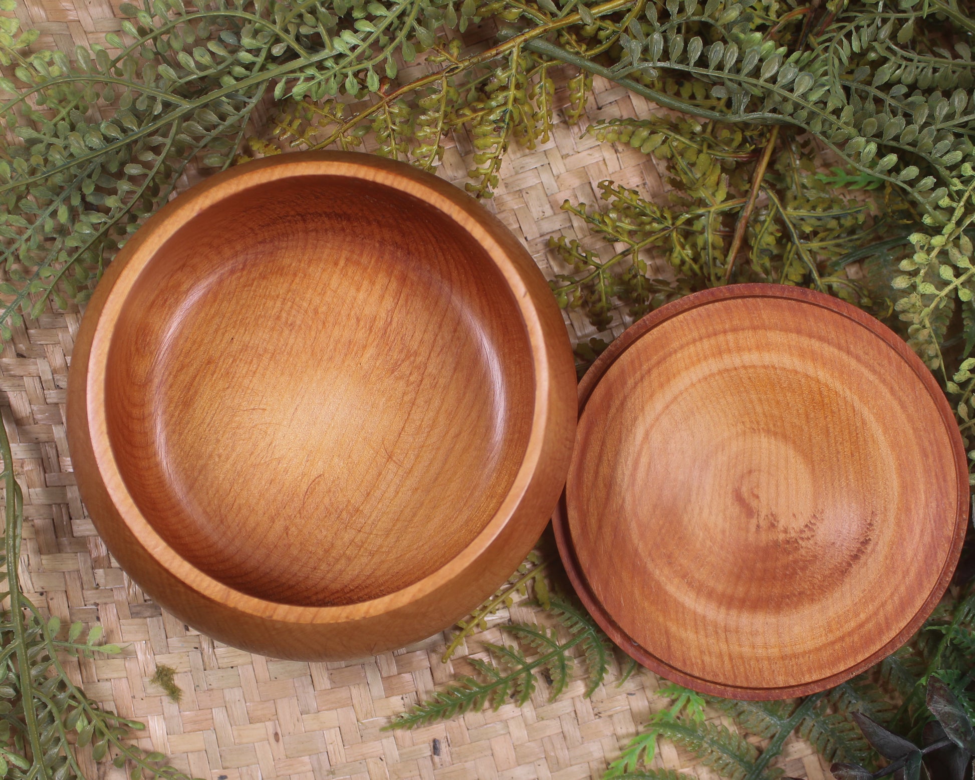 Wooden container with Flower Jade 
Pounamu set into lid - NZ Greenstone