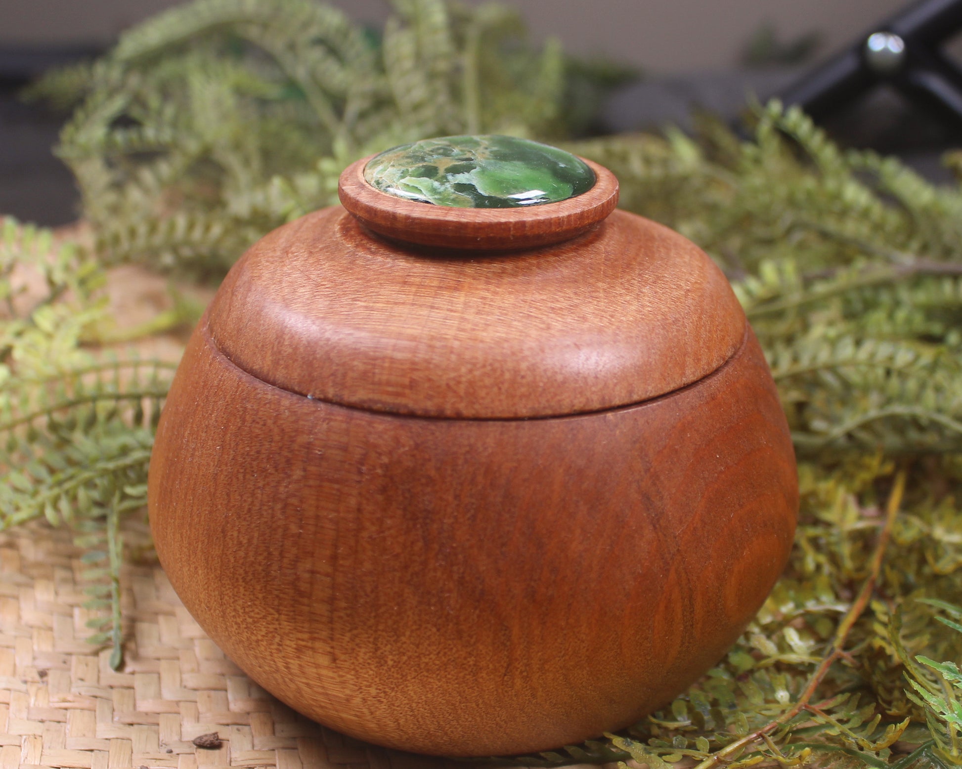 Wooden container with Flower Jade 
Pounamu set into lid - NZ Greenstone
