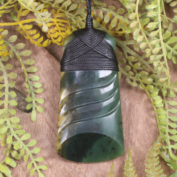 NZ Greenstone Toki Pendant Flower Jade Pounamu