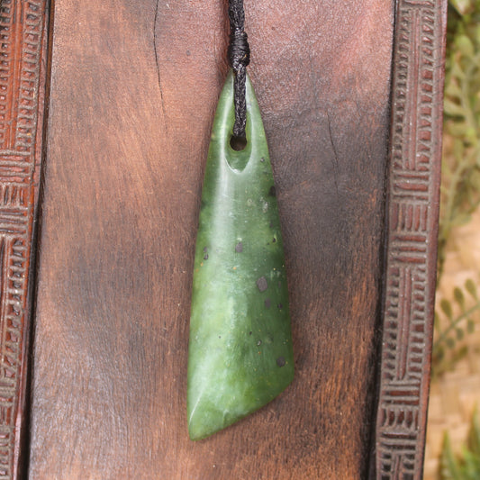 Toki or Adze Pendant carved from Tangiwai Pounamu - NZ Greenstone