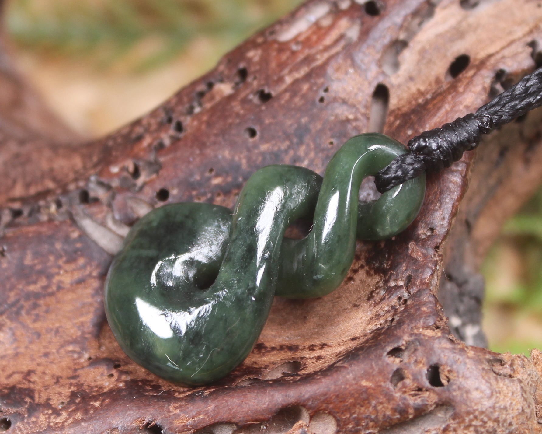 Twist carved from Rimu Pounamu - NZ Greenstone