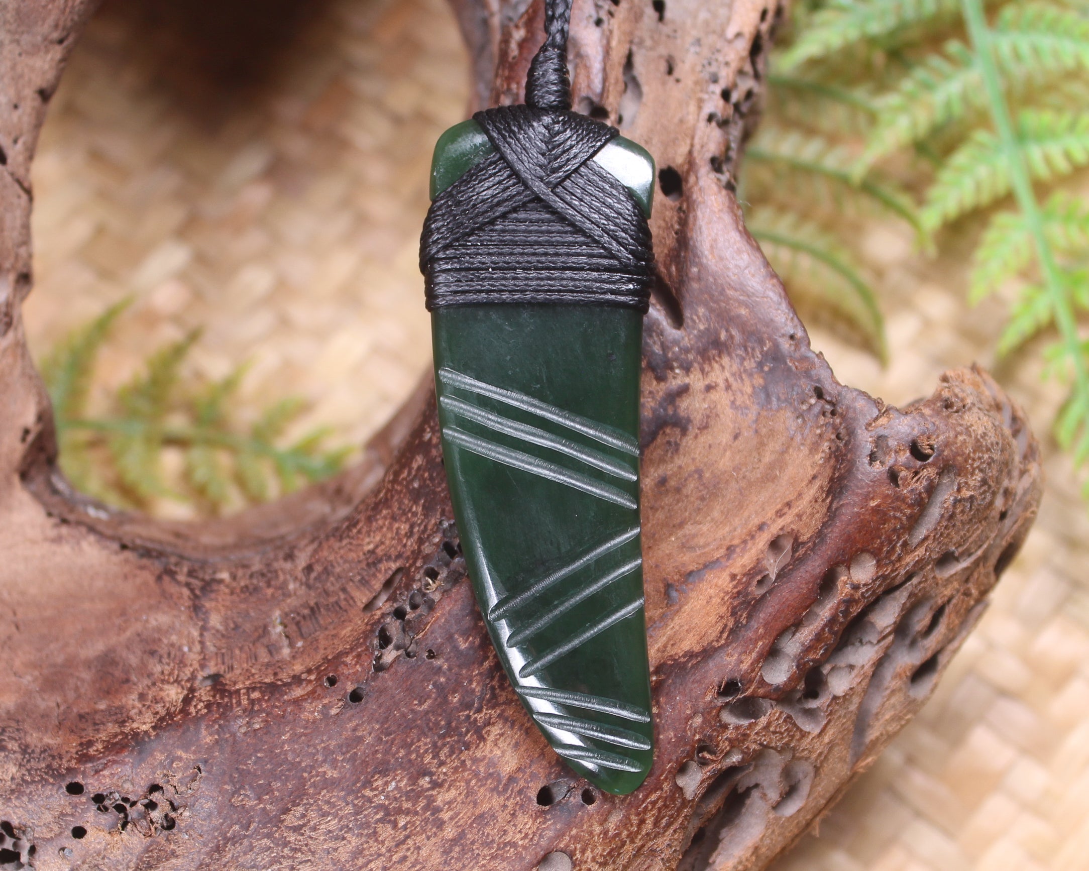 Taniwha Tooth or Niho carved from Kawakawa Pounamu - NZ Greenstone