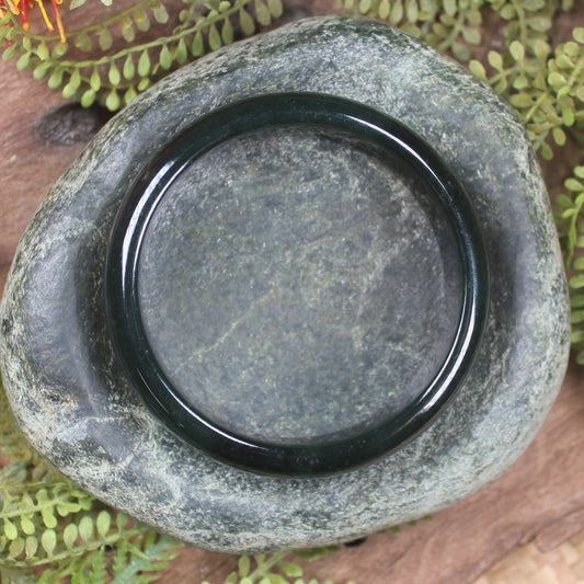 Bangle carved from Kawakawa Pounamu - NZ Greenstone