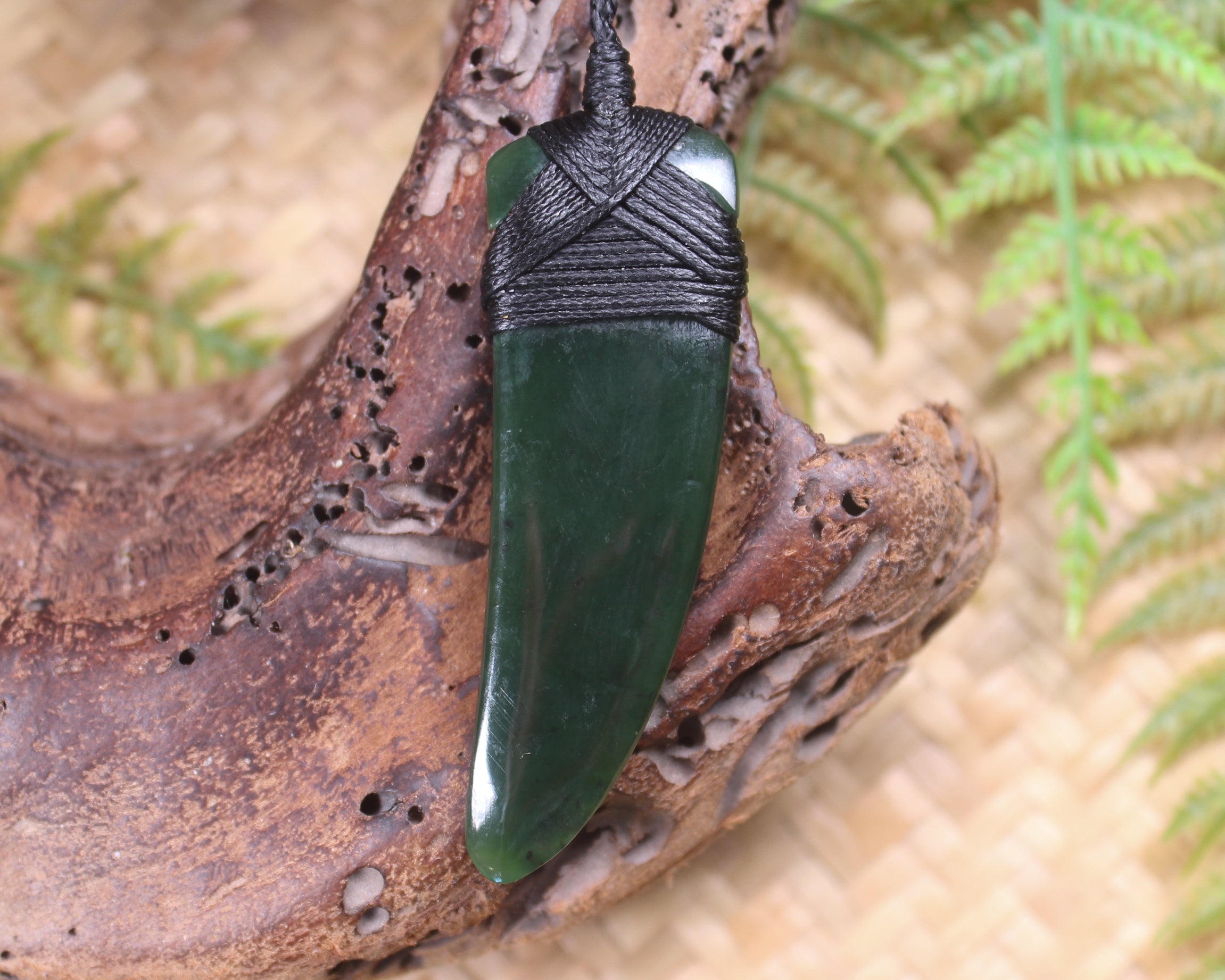 Taniwha Tooth or Niho carved from Kawakawa Pounamu - NZ Greenstone