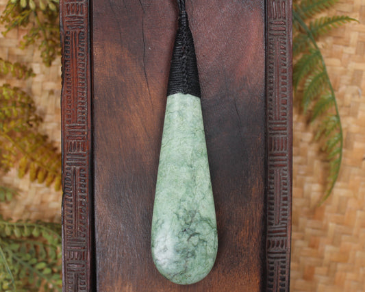 Roimata Teardrop carved from Inanga Pounamu - NZ Greenstone