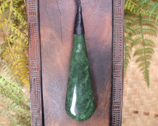 Roimata Teardrop carved from Hapopo Pounamu - NZ Greenstone
