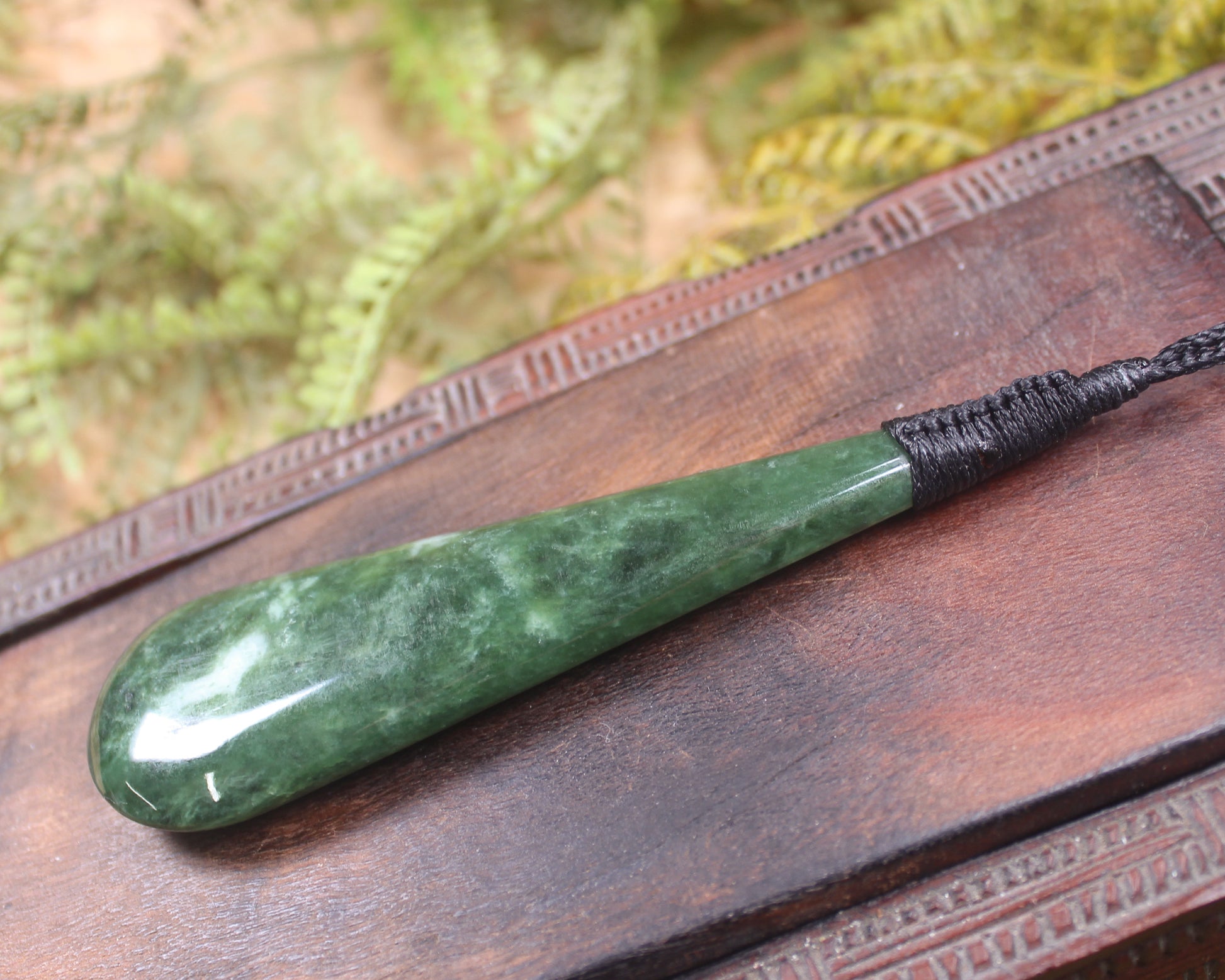 Roimata Teardrop carved from Hapopo Pounamu - NZ Greenstone