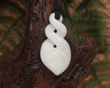Pikorua or Twist carved from NZ Beef Bone