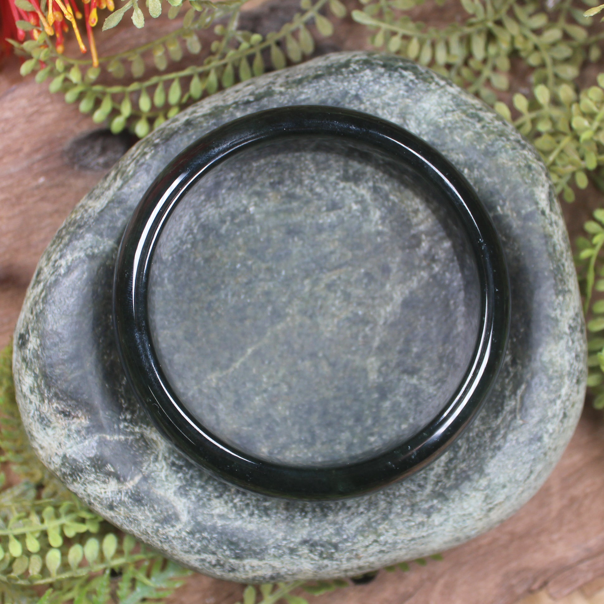 Bangle carved from Kawakawa Pounamu - NZ Greenstone