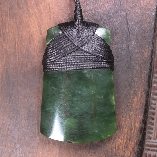 Kawakawa Pounamu Toki