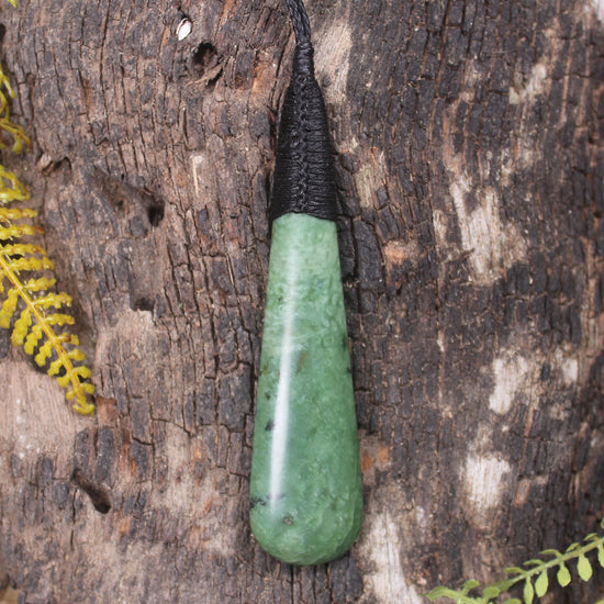 Kawakawa Pounamu Roimata Pendant - NZ Greenstone