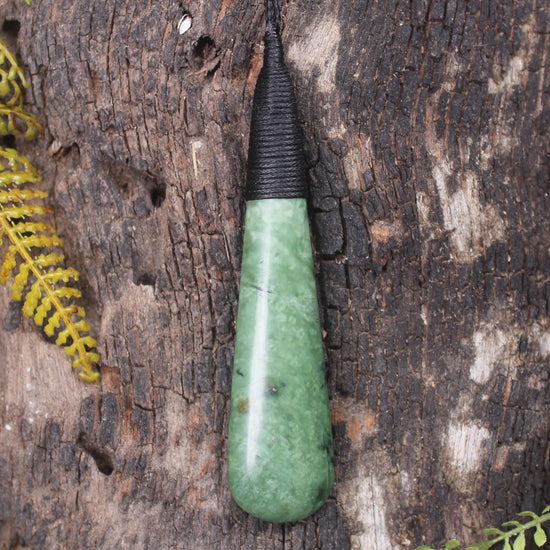 Kawakawa Pounamu Roimata Pendant - NZ Greenstone