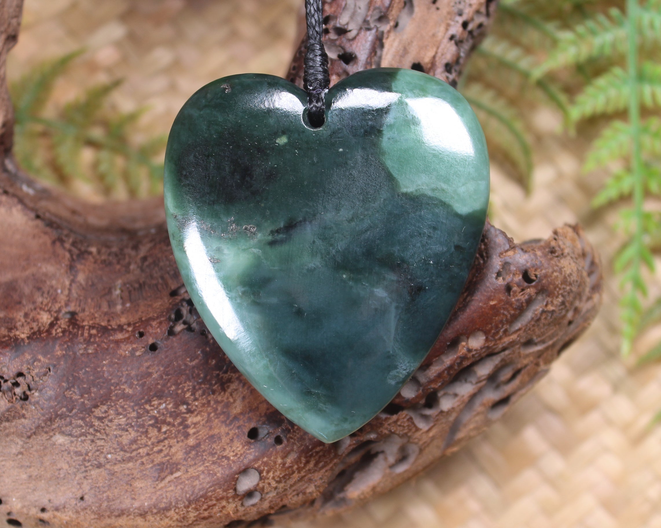 Heart carved from Inanga Pounamu - NZ Greenstone