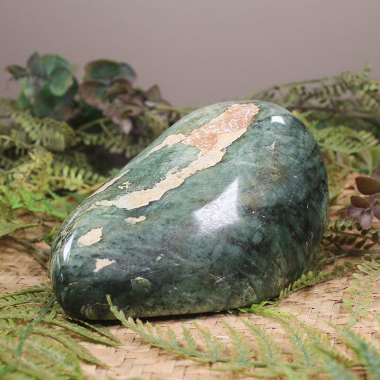 Freeform Kawakawa Pounamu Sculpture