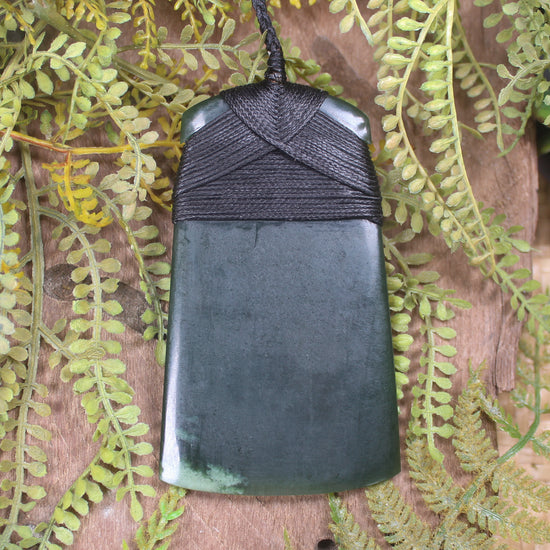 Kawakawa Pounamu Toki