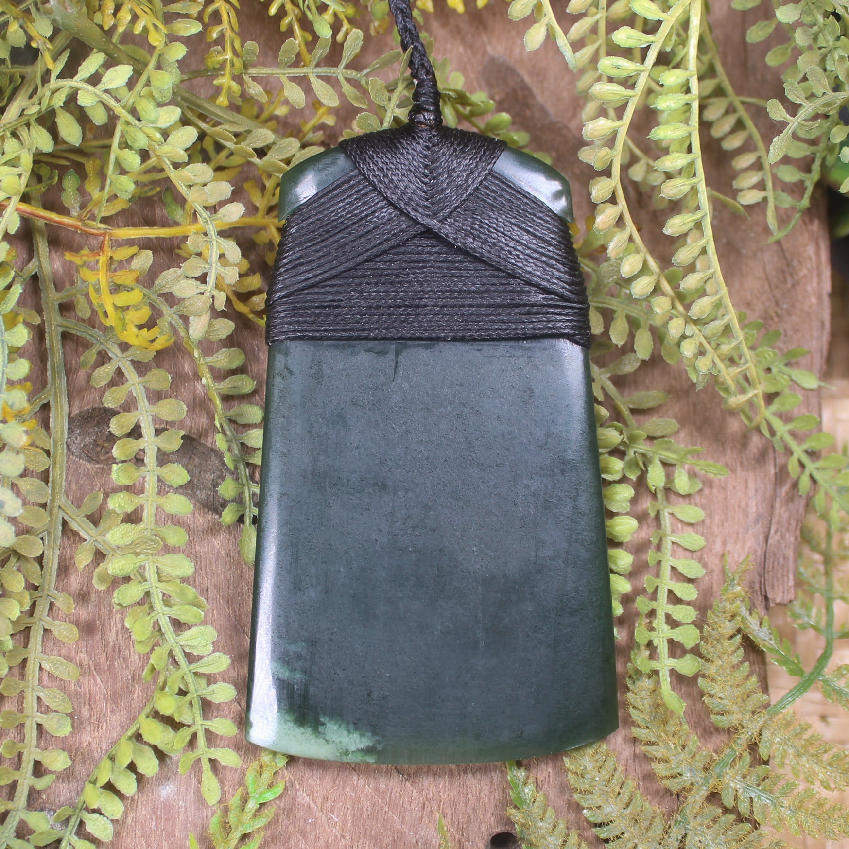 Kawakawa Pounamu Toki