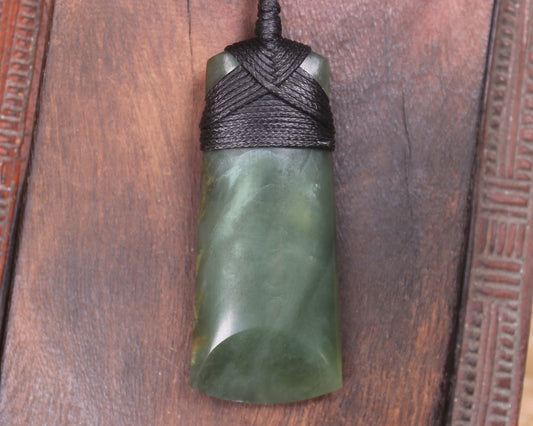 Inanga Pounamu Toki