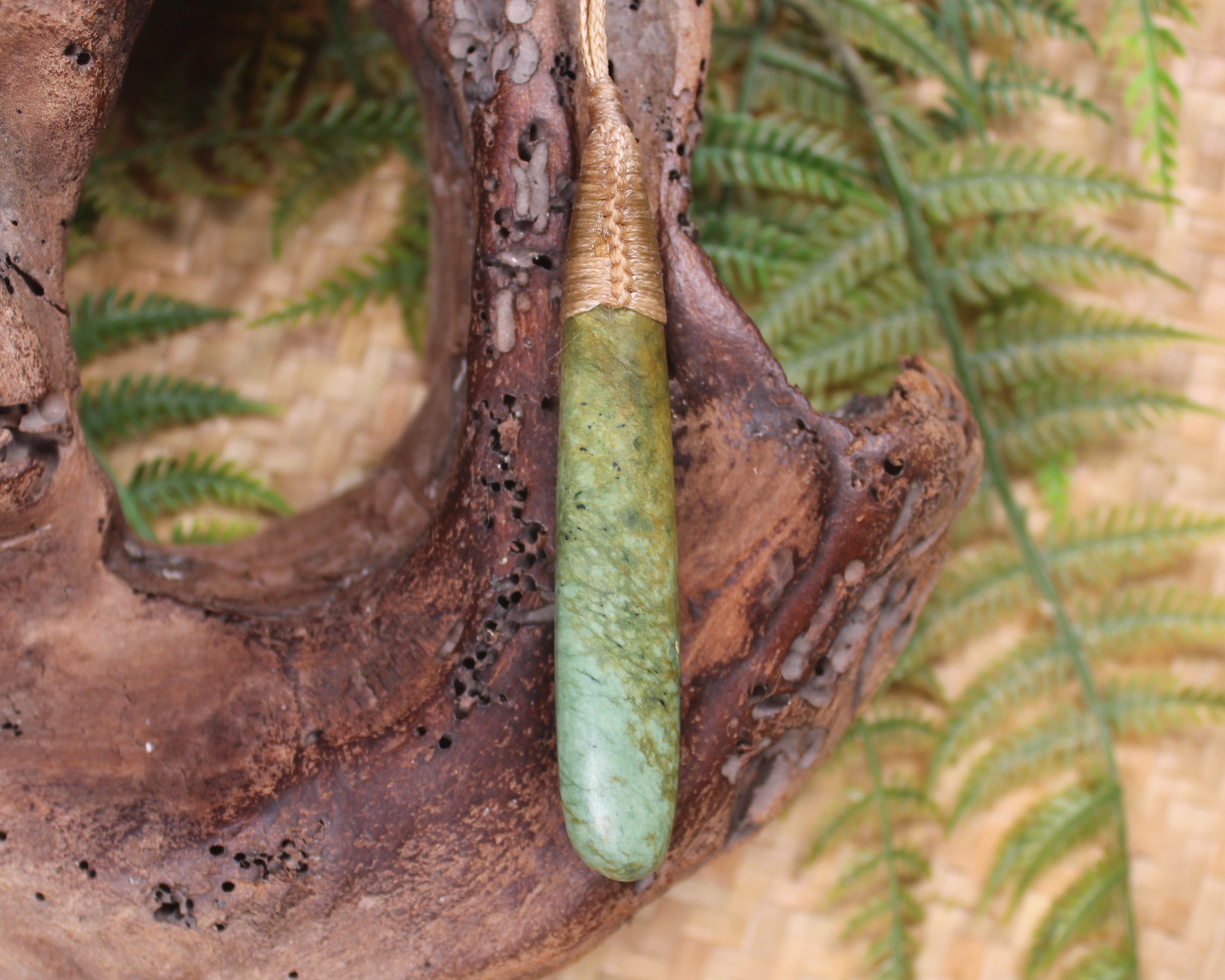 Flower Jade Pounamu - NZ Greenstone