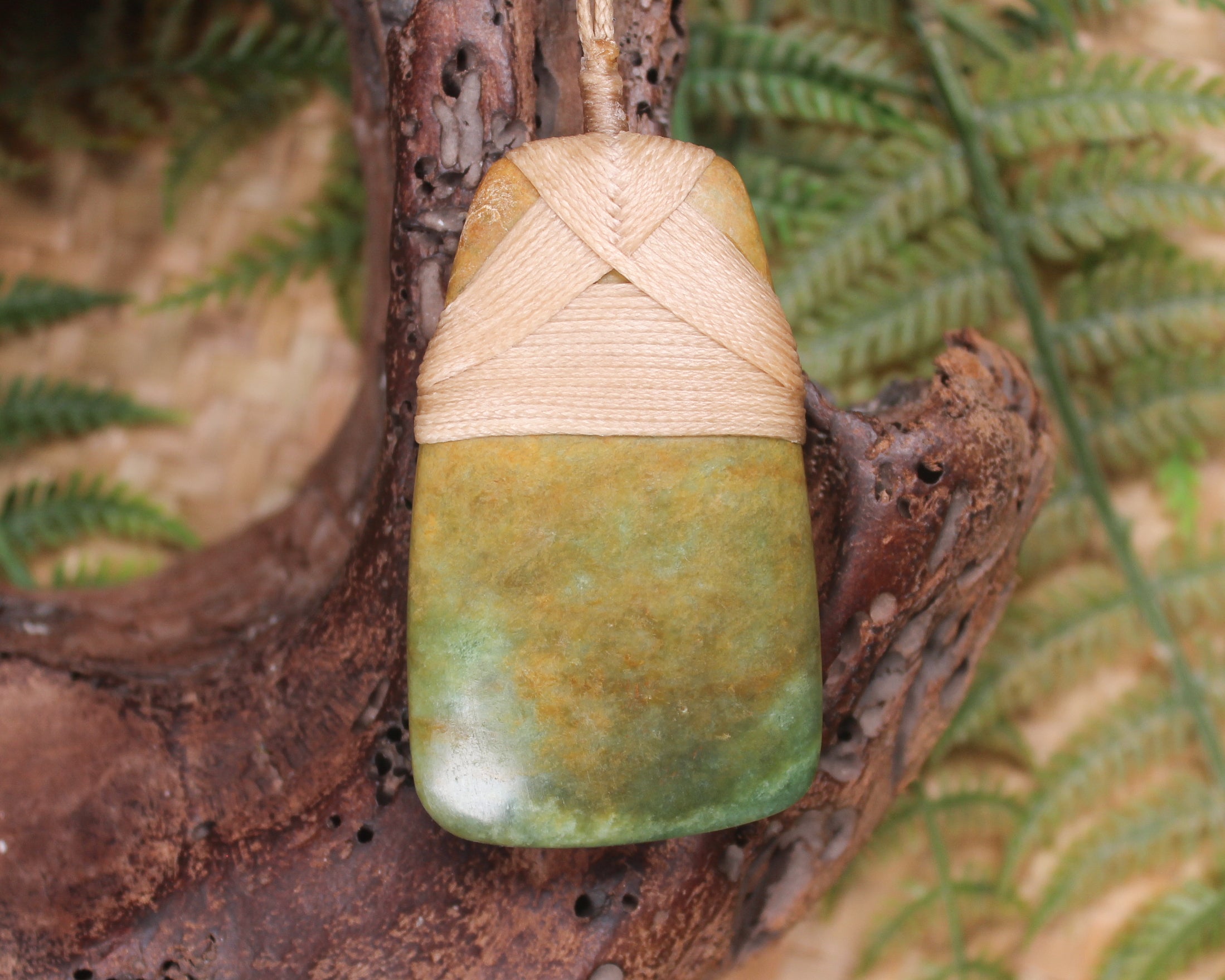 Toki or Adze Pendant carved from Flower Jade Pounamu - NZ Greenstone