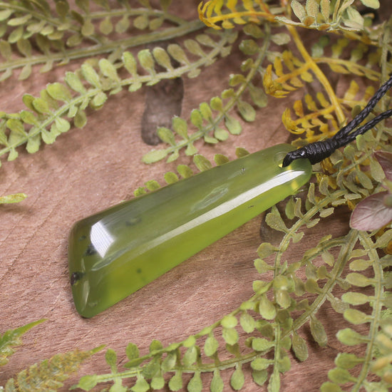 Tangiwai Pounamu Toki