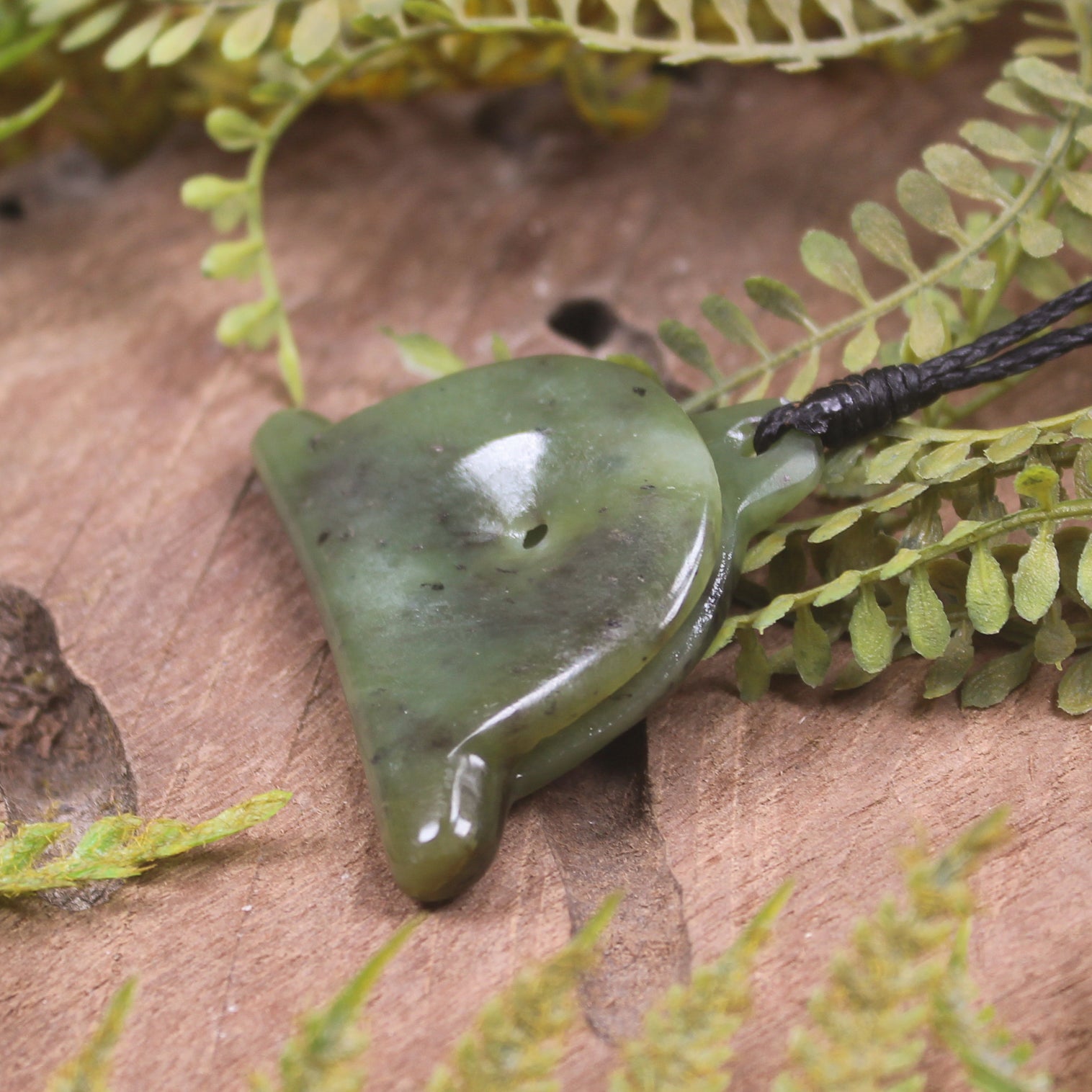 NZ Greenstone Shepards Dog Whistle Hapopo Pounamu