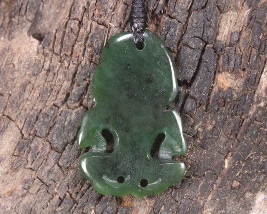Kawakawa Pounamu Hei Tiki - NZ Greenstone