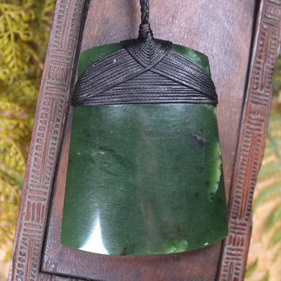 Flower Jade Pounamu Toki