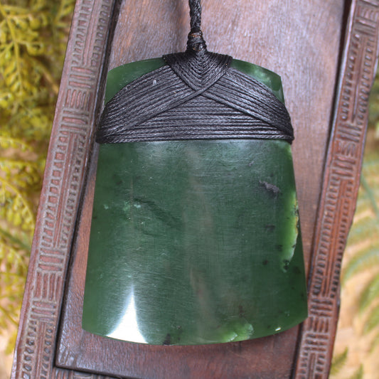 Flower Jade Pounamu Toki