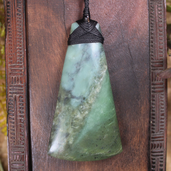 Inanga Pounamu Toki
