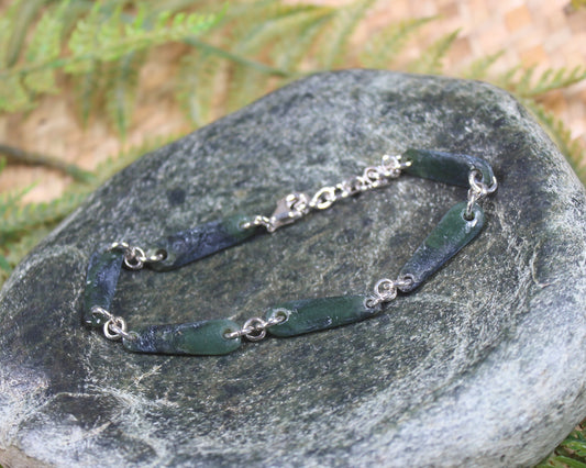 Sterling Silver set linked bracelet with Hapopo Pounamu - NZ Greenstone