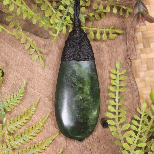 Kawakawa Pounamu Roimata Pendant - NZ Greenstone