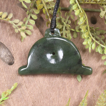 Rimu Pounamu Dog Whistle Pendant - NZ Greenstone