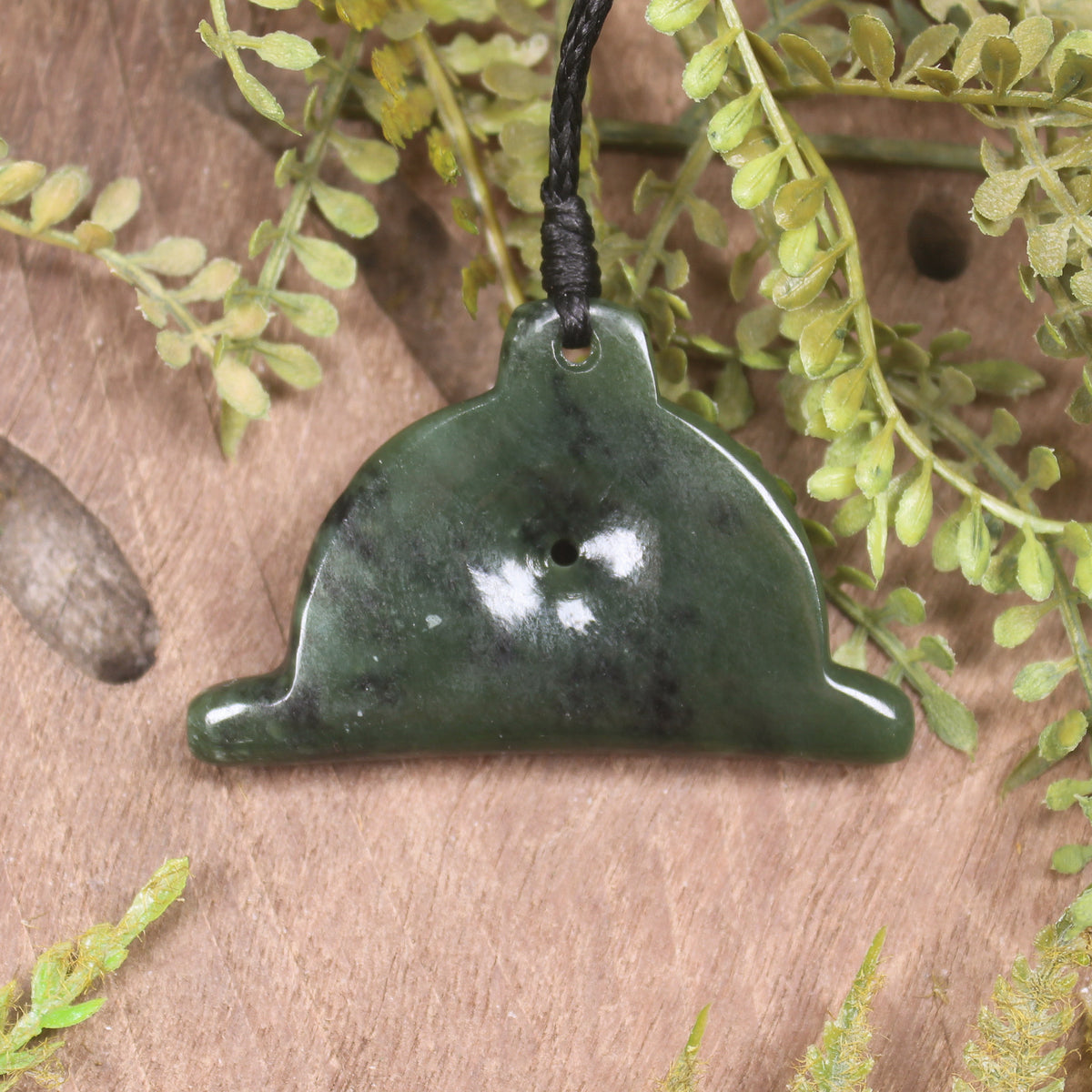 Rimu Pounamu Dog Whistle Pendant - NZ Greenstone
