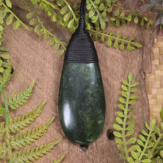 Kawakawa Pounamu Roimata Pendant - NZ Greenstone