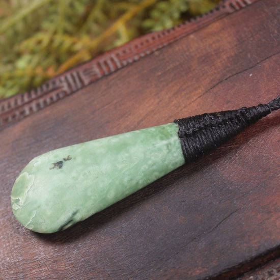 Kawakawa Pounamu Roimata Pendant - NZ Greenstone