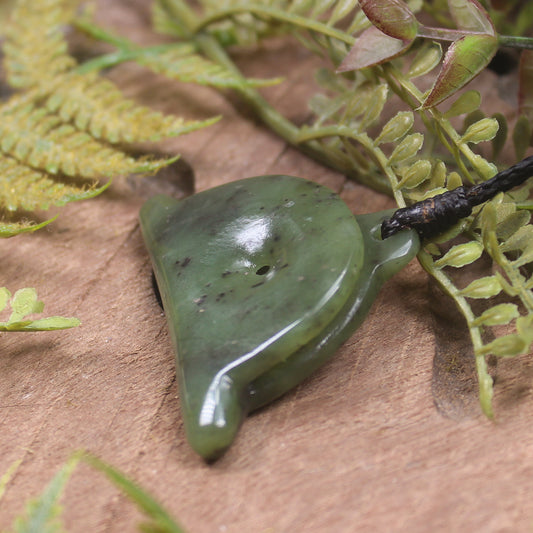 NZ Greenstone Shepards Dog Whistle Hapopo Pounamu