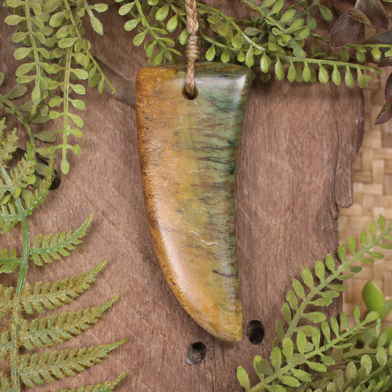 Flower Jade Pounamu Taniwha Tooth pendant