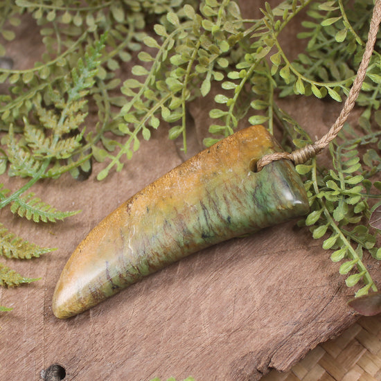 Flower Jade Pounamu Taniwha Tooth pendant