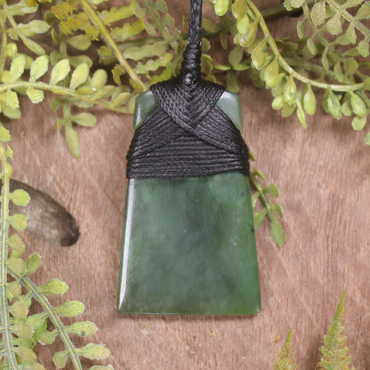 NZ Greenstone Toki Pendant Hapopo Pounamu