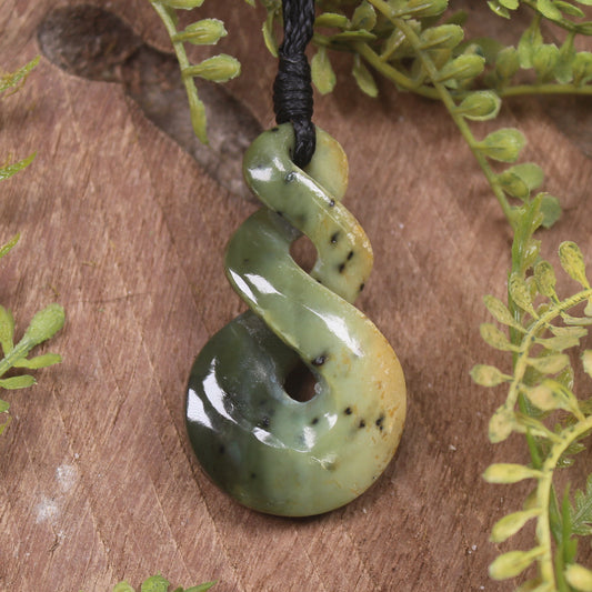 Twist or Pikorua carved from Flower Jade Pounamu - NZ Greenstone