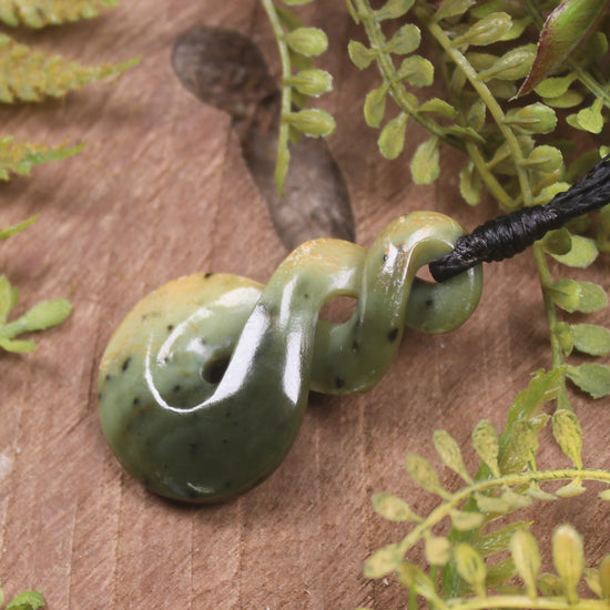 Twist or Pikorua carved from Flower Jade Pounamu - NZ Greenstone