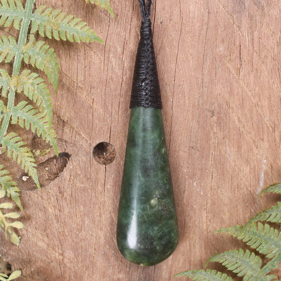 Roimata Teardrop carved from Hapopo Pounamu - NZ Greenstone