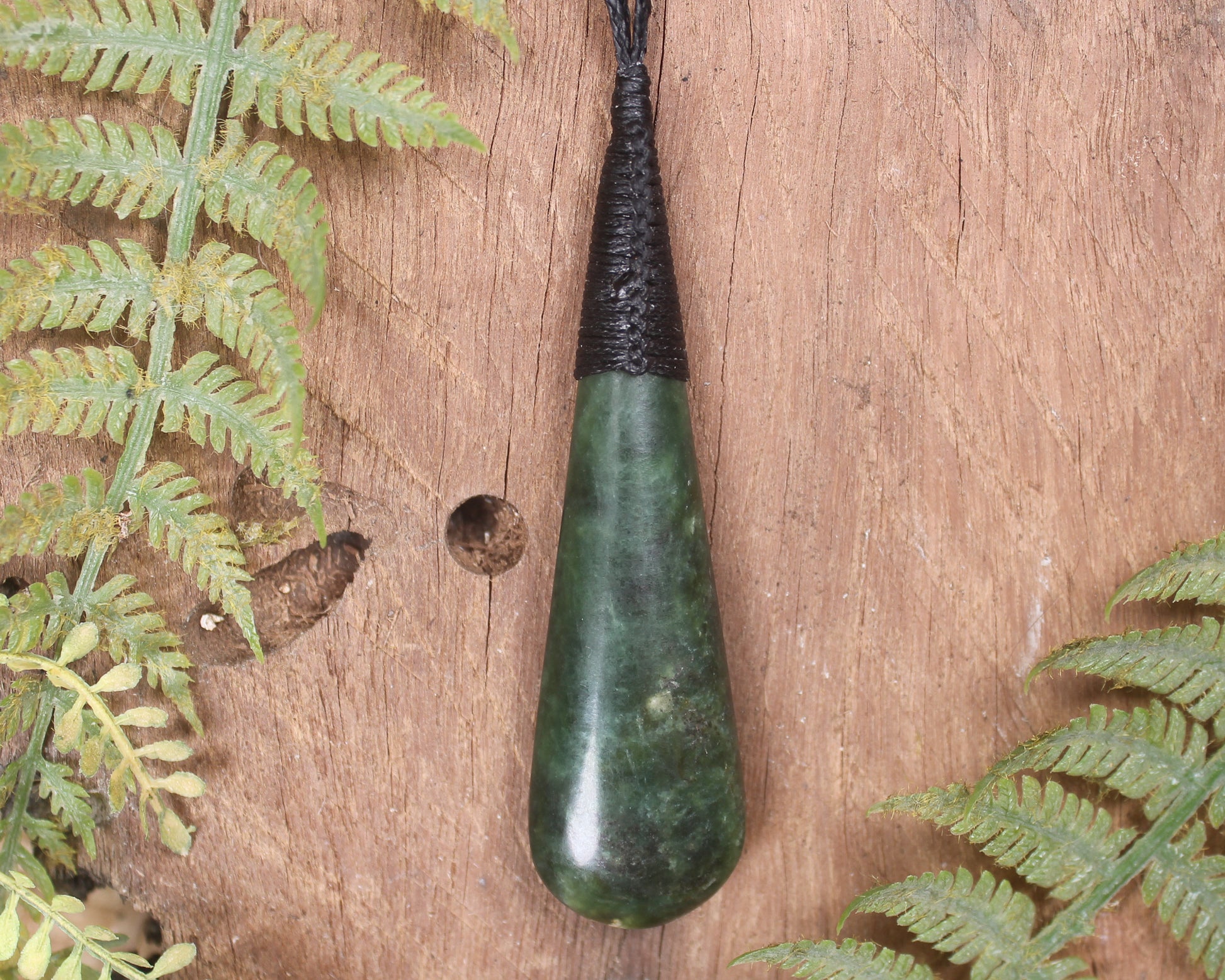Roimata Teardrop carved from Hapopo Pounamu - NZ Greenstone