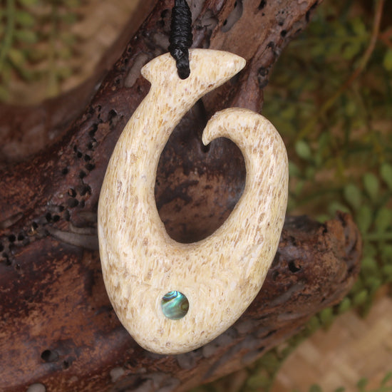 Whale bone Hei Matau