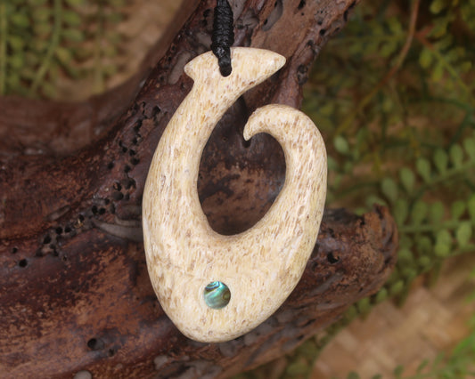 Whale bone Hei Matau