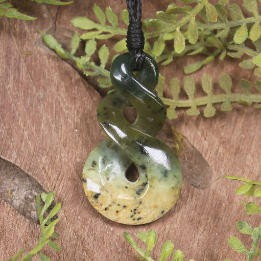 Twist or Pikorua carved from Flower Jade Pounamu - NZ Greenstone