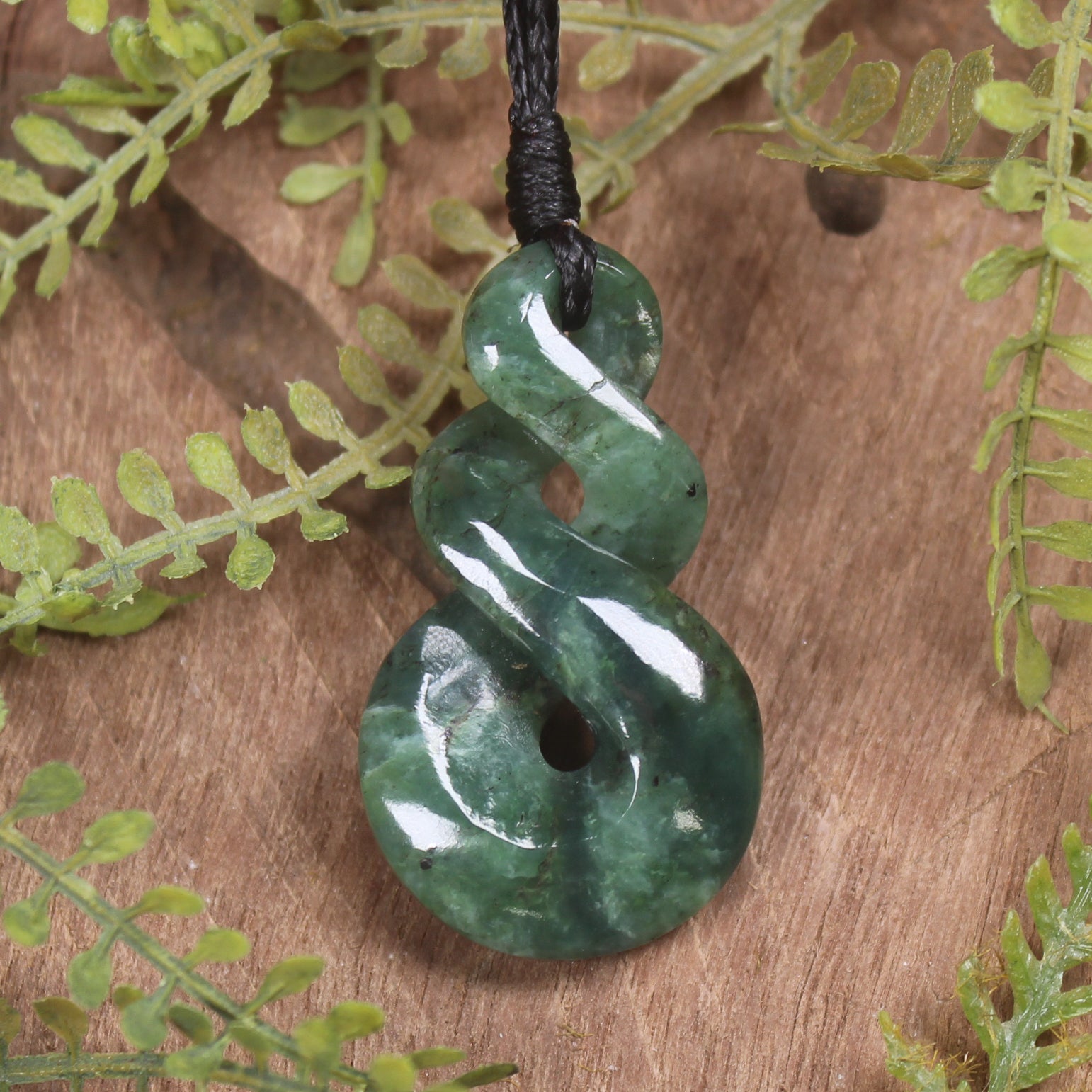 Twist carved from Kawakawa Pounamu - NZ Greenstone
