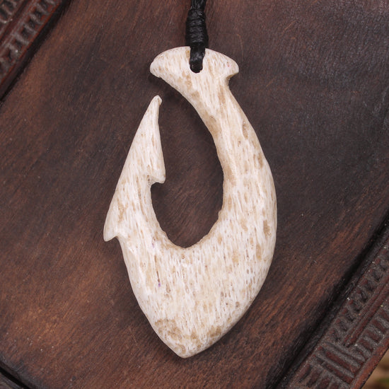 Whale bone Hei Matau