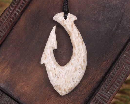 Whale bone Hei Matau