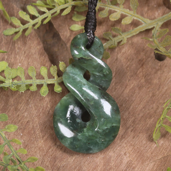 Twist carved from Kawakawa Pounamu - NZ Greenstone